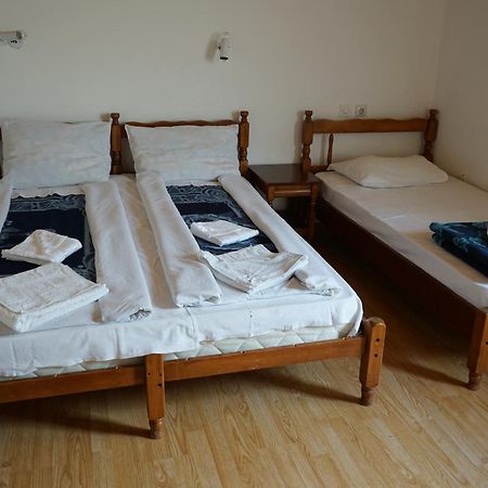 ホテルLovac II Žabljak エクステリア 写真