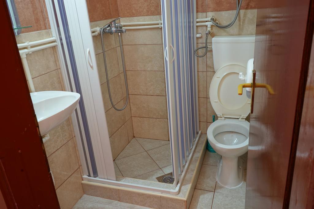 ホテルLovac II Žabljak エクステリア 写真